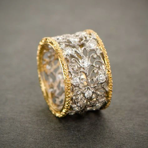 Elegant cubic zirconia ivy ring in vintage style
