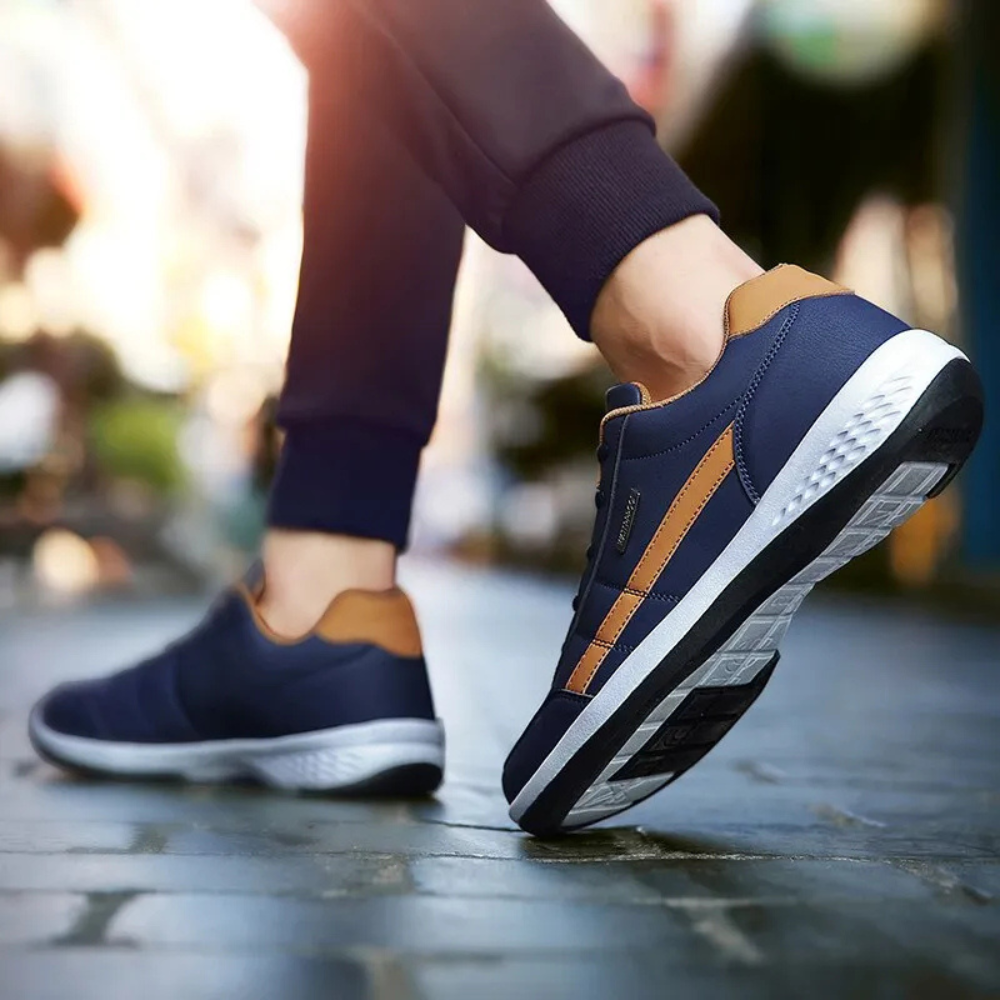 Men's Classic Everyday Sneakers