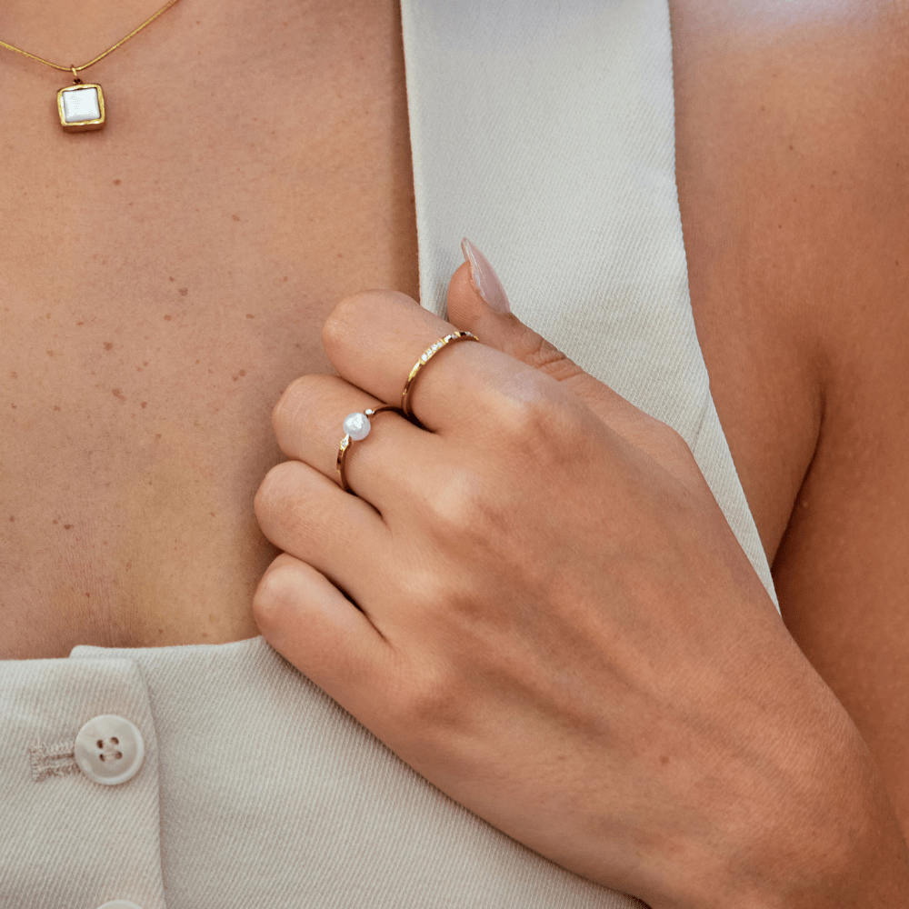 Soft freshwater pearl ring