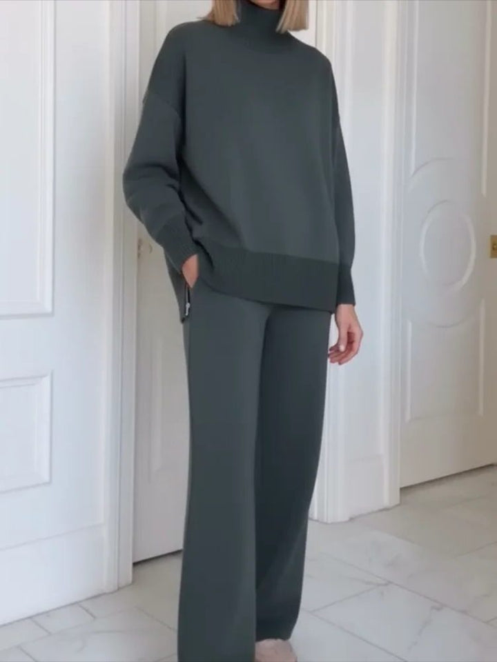 Straight Leg Loungewear Set with Roll Neck and Long Sleeves for Women