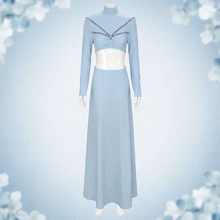 Women's Halloween Cosplay Princess Costume Dress with Satin Cape and Halter Neck for Fantasy Events