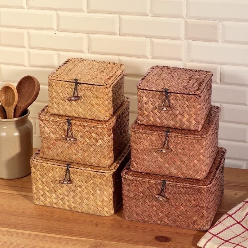Woven Storage Basket with Rattan Lidded Design and Seagrass Toggle Closure Laundry Hamper