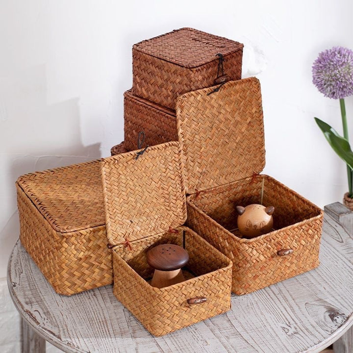Woven Storage Basket with Rattan Lidded Design and Seagrass Toggle Closure Laundry Hamper